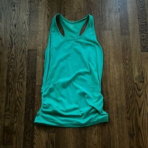 Athleta Speed light tank